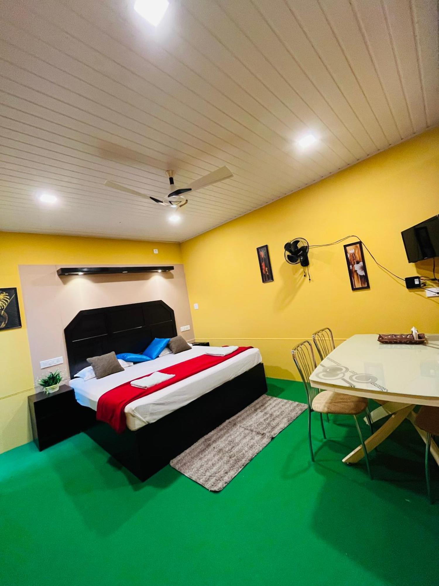 Fab Valley Homestay 무나르 외부 사진
